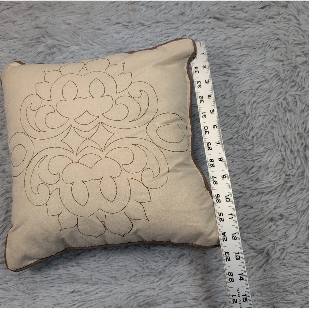 Vintage Set Of 2 Throw Pillows Floral Home‎ Decor Art Comfort